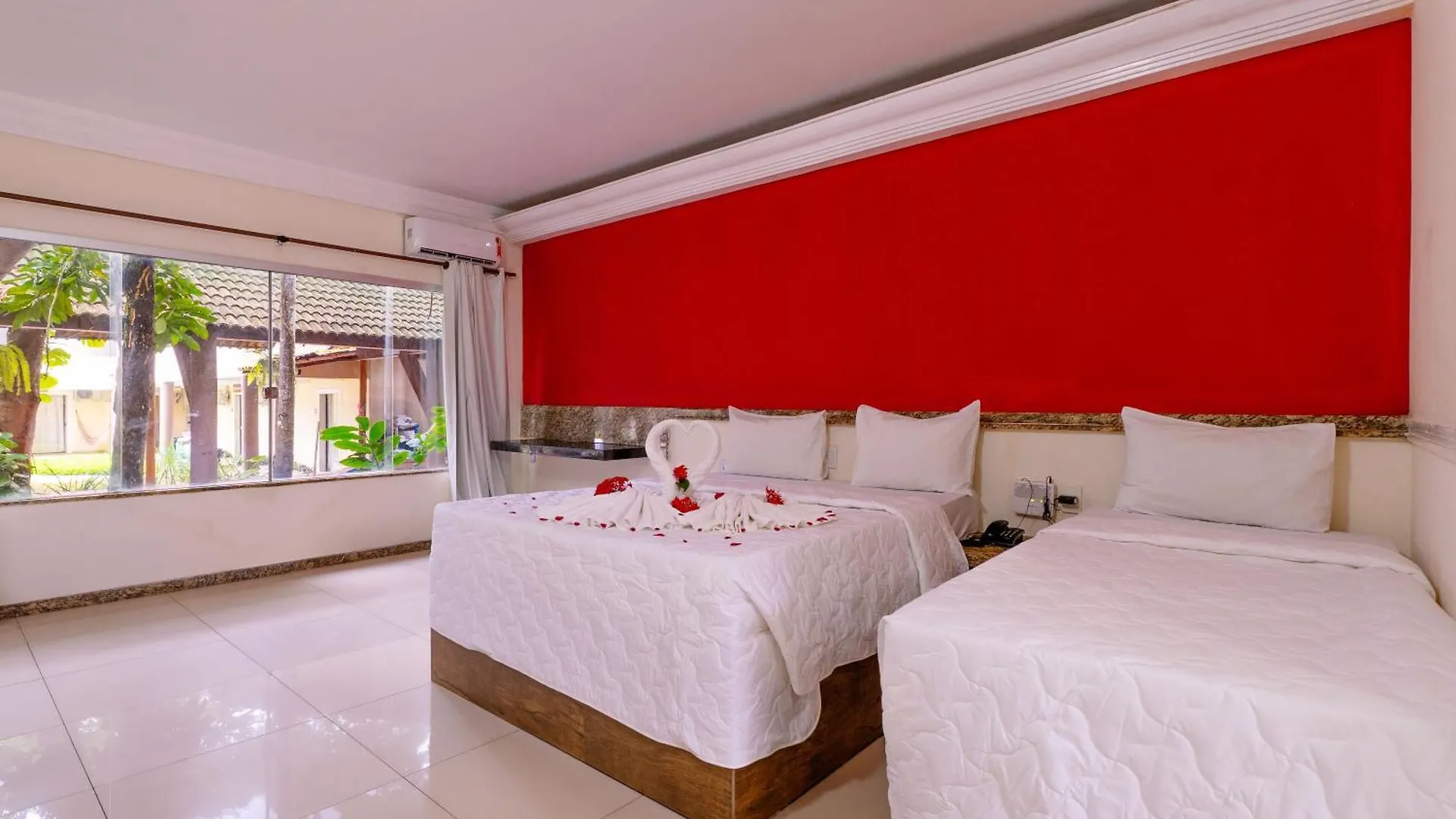Floral Inn Family Porto Seguro Hotel